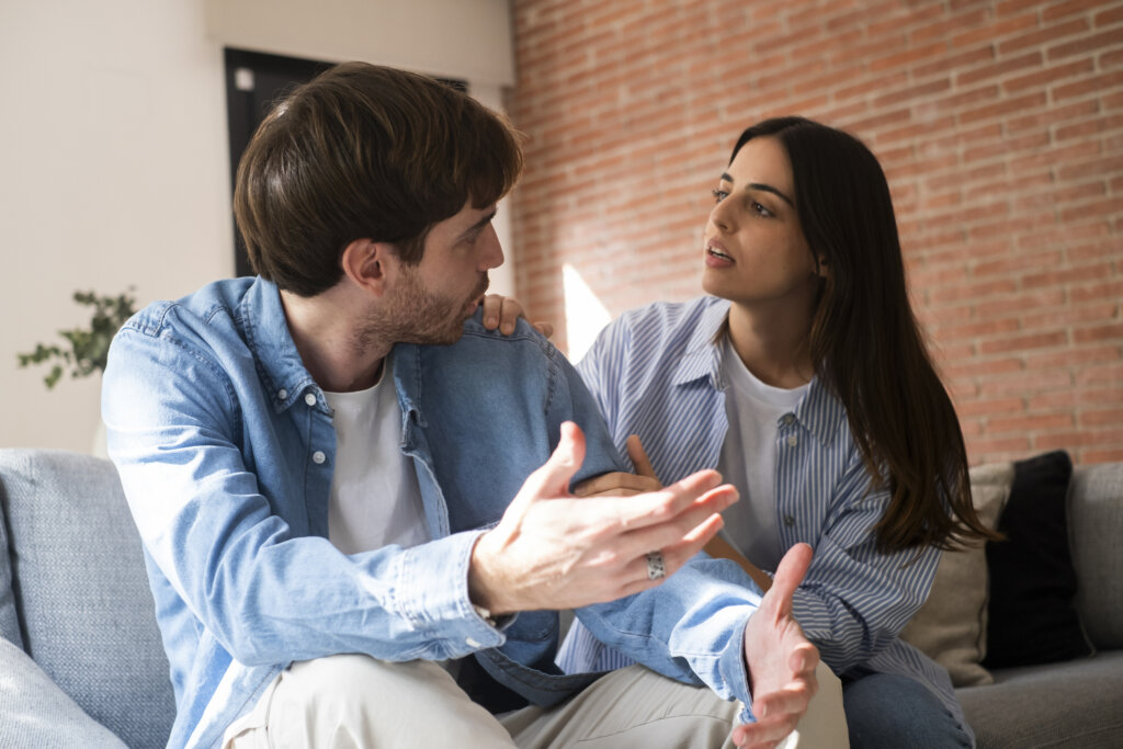 A couple in a toxic relationship arguing